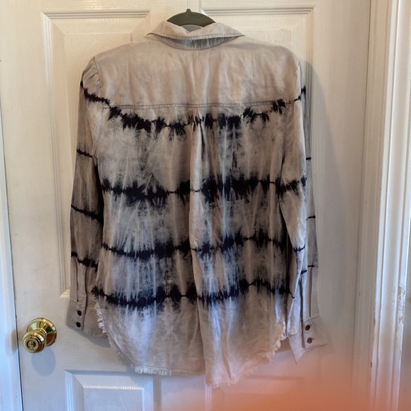 Cloth & Stone Anthropologie button down, ombré print shirt - Picture 6 of 7